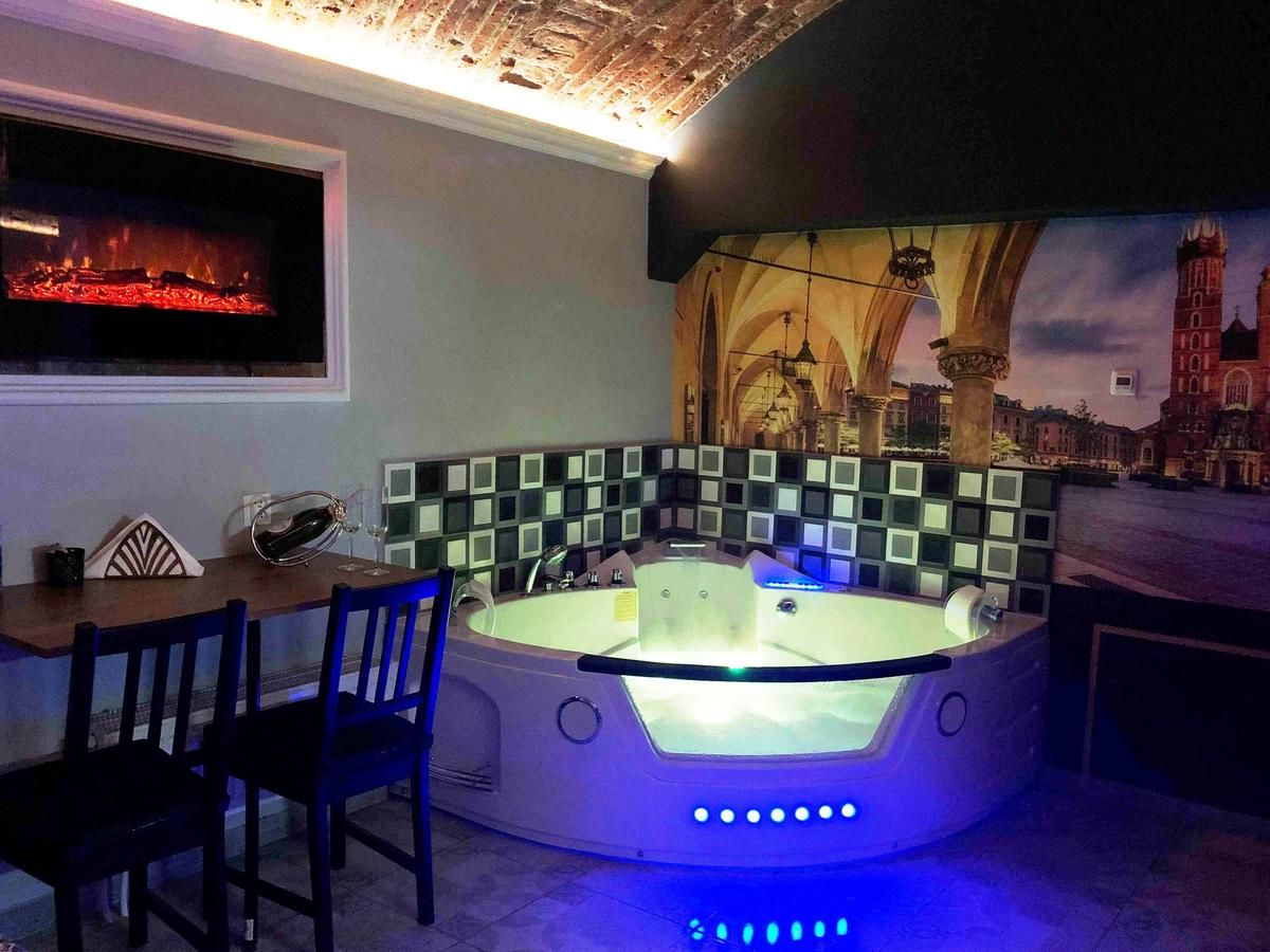 Отели типа «постель и завтрак» UNDERGROUND Jacuzzi Rooms Краков-26